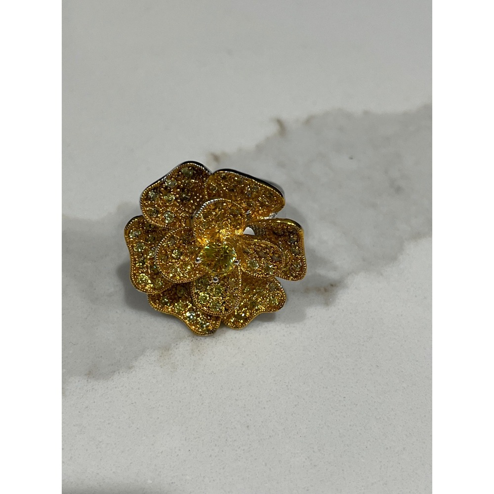 Flower Statement Ring‎ Gold Tone Cocktail Ring size 9.5